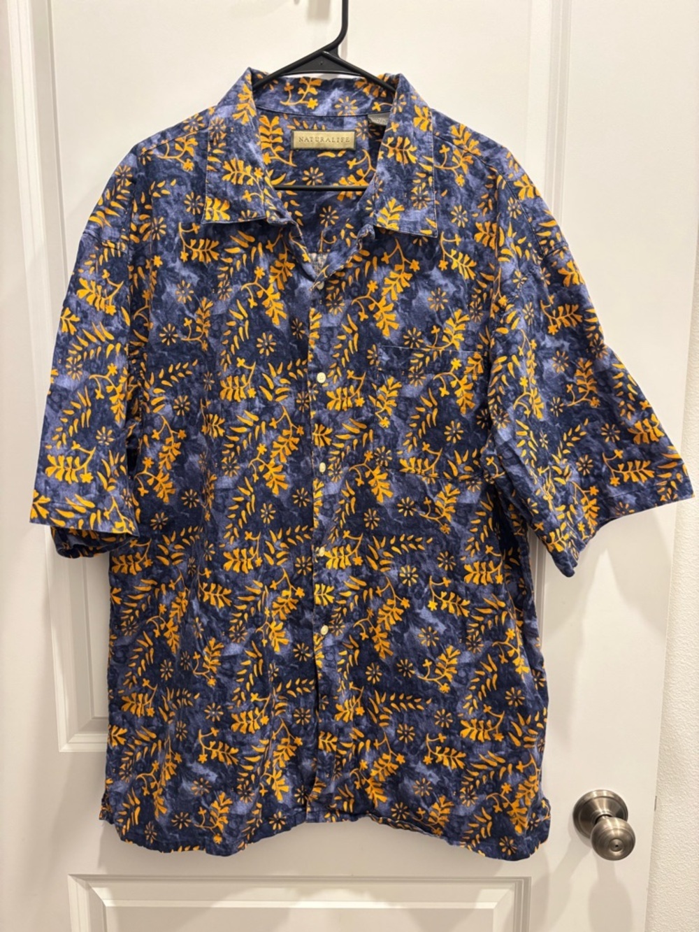 NATURAL LIFE Navy and Yellow Short-Sleeve Button-Down Shirt